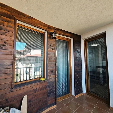 Pamporovo, Ski-in & Ski-out, Harmony 3, Easy Lift Access Apartament Pamporovo