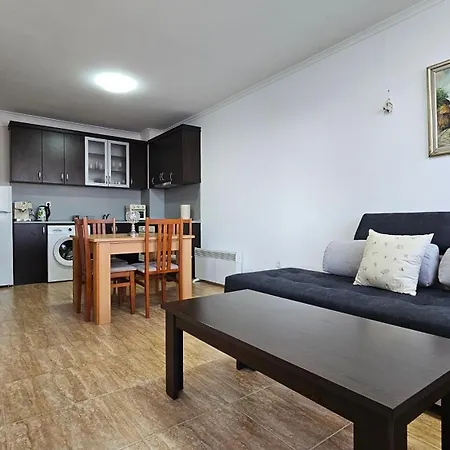 Pamporovo, Ski-in & Ski-out, Harmony 3, Easy Lift Access Apartament Pamporovo